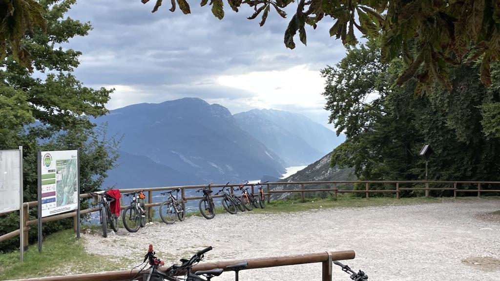 Náročné stoupání na San Giovanni al Monte